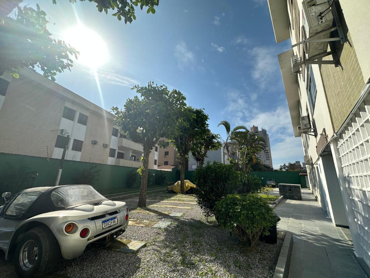 Apartment A 190 Metros Da Da Enseada *