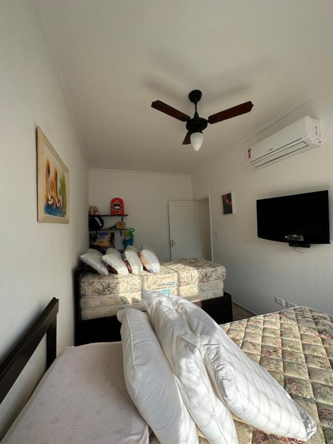 A 190 Metros Da Da Enseada Apartment *
